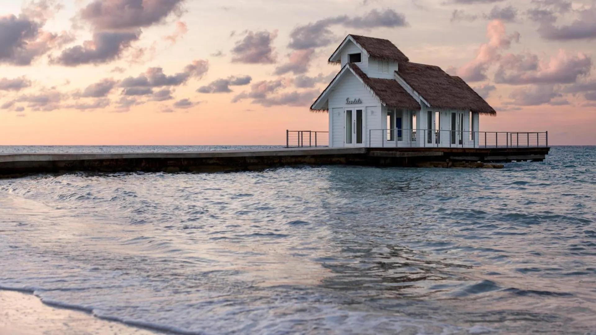 Sandals Montego Bay All Inclusive - Couples Only (Adults Only)